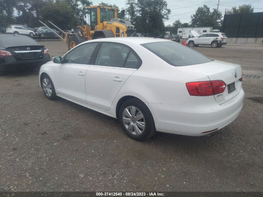 2013 VOLKSWAGEN JETTA SEDAN SE - 3VWDP7AJ7DM356457