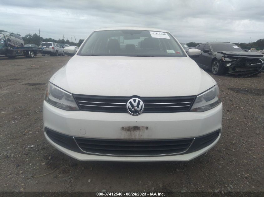 2013 VOLKSWAGEN JETTA SEDAN SE - 3VWDP7AJ7DM356457