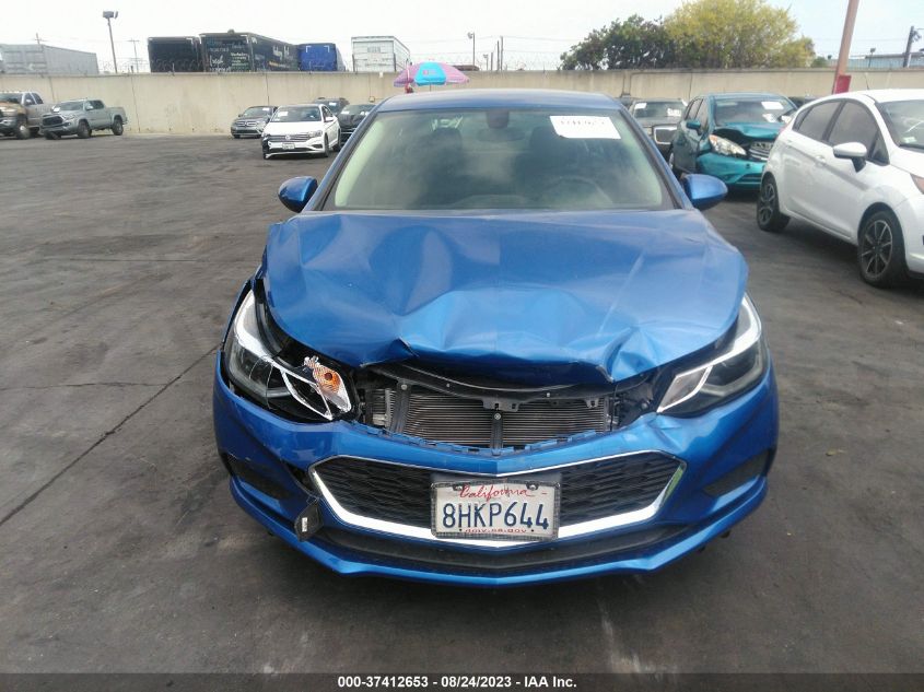 2018 CHEVROLET CRUZE LT - 1G1BE5SM0J7177012
