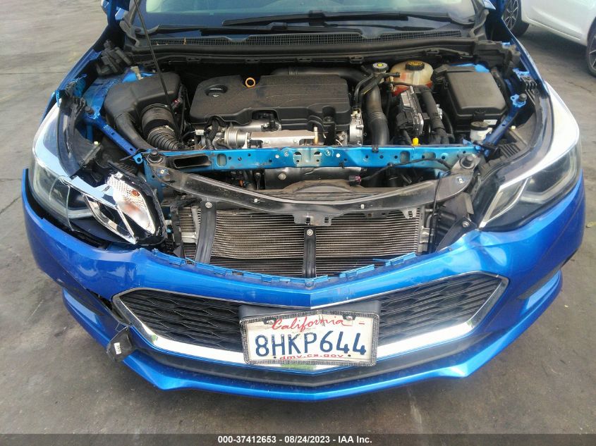 2018 CHEVROLET CRUZE LT - 1G1BE5SM0J7177012