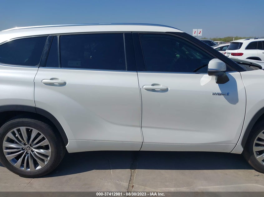VIN 5TDFARAH4MS008136 2021 TOYOTA HIGHLANDER HYBRID PLATINUM