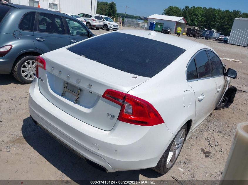2014 VOLVO S60 T5 - YV1612FS0E2274641