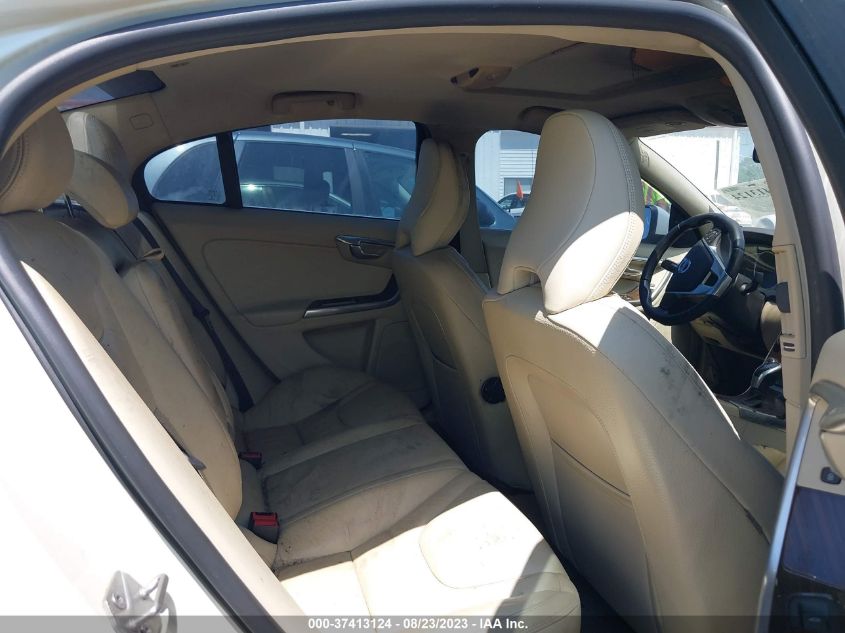 2014 VOLVO S60 T5 - YV1612FS0E2274641