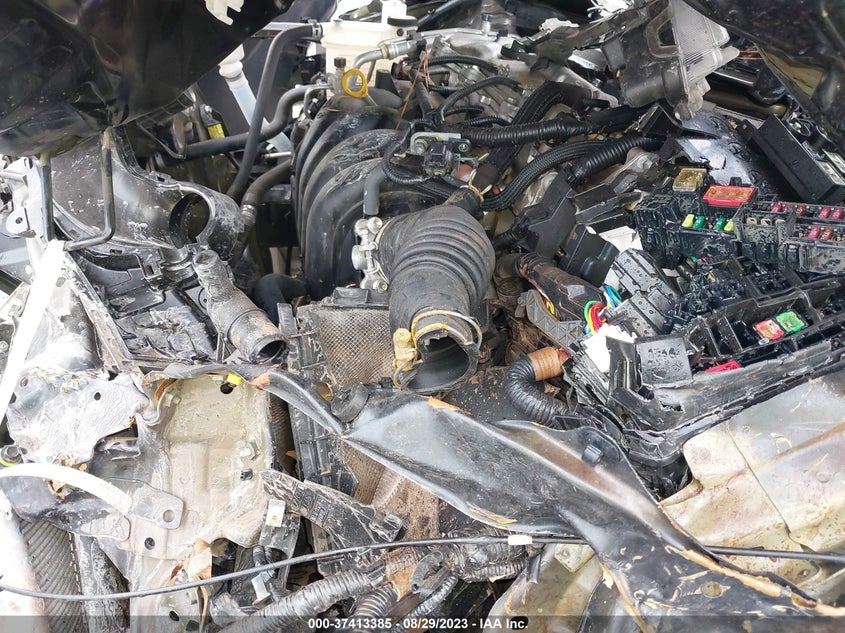 VIN 5YFEPMAE1MP264018 2021 TOYOTA COROLLA LE