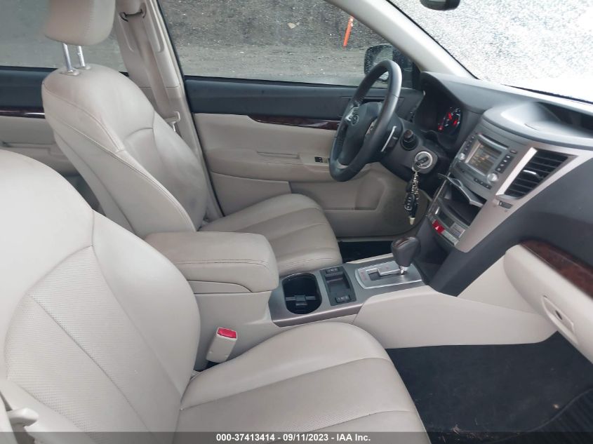 2014 SUBARU LEGACY 2.5I LIMITED - 4S3BMBL67E3003864