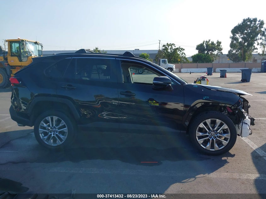 VIN 2T3A1RFV8NW251277 2022 TOYOTA RAV4 XLE PREMIUM