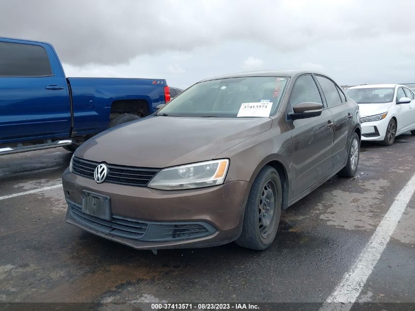 2014 VOLKSWAGEN JETTA SEDAN SE - 3VWD07AJ2EM226401