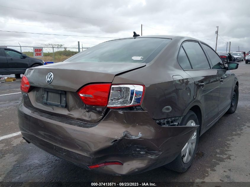 2014 VOLKSWAGEN JETTA SEDAN SE - 3VWD07AJ2EM226401