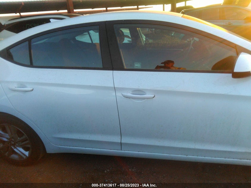 VIN 5NPD84LF2LH525098 2020 HYUNDAI ELANTRA SEL/VALUE/LIMITED