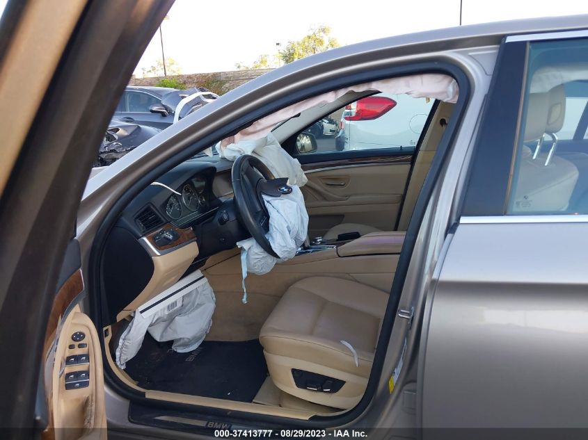 2013 BMW 5 SERIES 528I - WBAXG5C50DDY31265