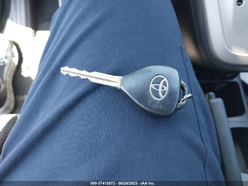 2013 TOYOTA MATRIX S - 2T1KE4EE3DC051008