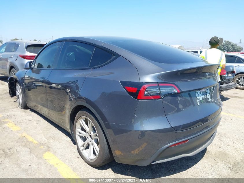 VIN 7SAYGAEE2NF341470 2022 TESLA MODEL Y LONG RANGE