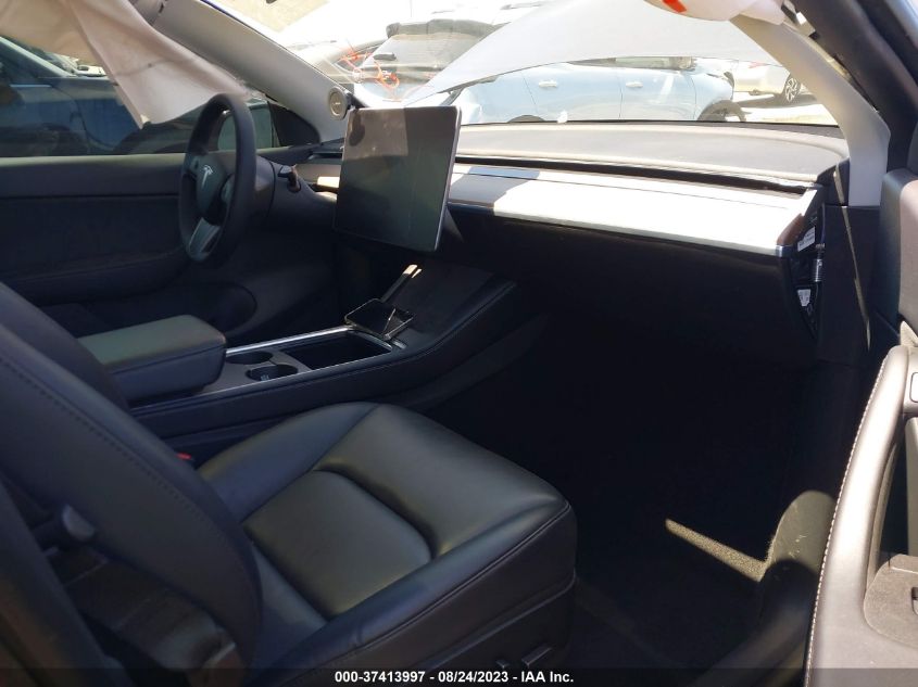 VIN 7SAYGAEE2NF341470 2022 TESLA MODEL Y LONG RANGE