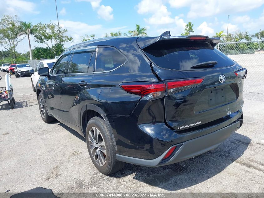 2021 TOYOTA HIGHLANDER XLE - 5TDGZRAH5MS062509