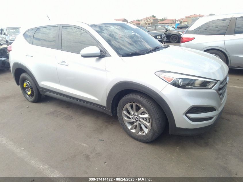 2017 HYUNDAI TUCSON SE - KM8J23A49HU570015