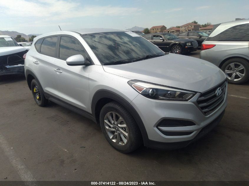 2017 HYUNDAI TUCSON SE - KM8J23A49HU570015