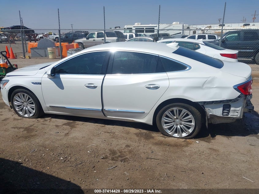 VIN 1G4ZP5SZ0JU128577 2018 BUICK LACROSSE ESSENCE