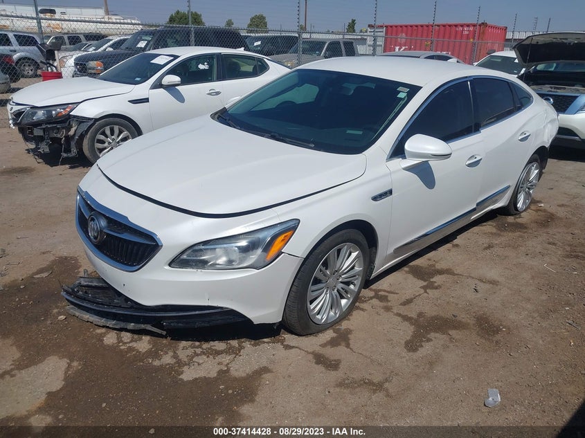 VIN 1G4ZP5SZ0JU128577 2018 BUICK LACROSSE ESSENCE