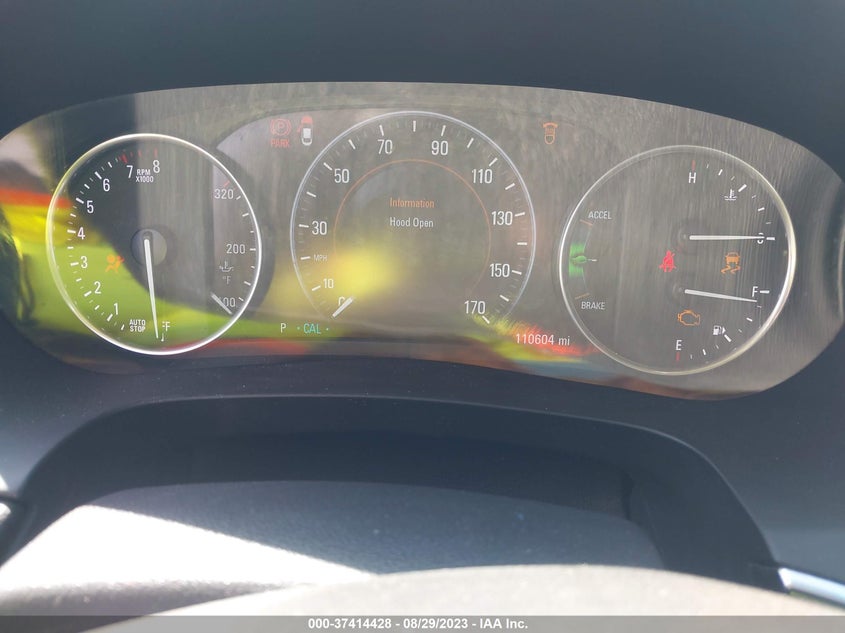 VIN 1G4ZP5SZ0JU128577 2018 BUICK LACROSSE ESSENCE