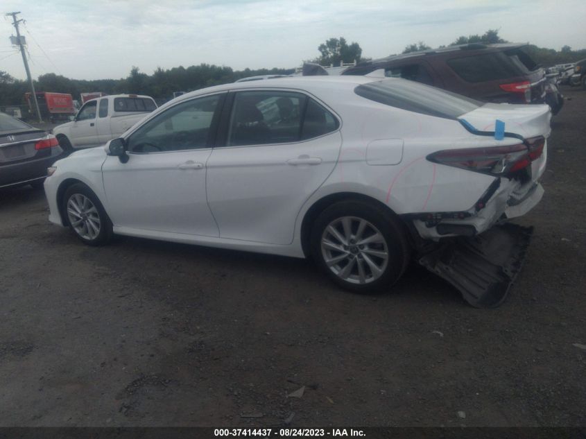 2022 TOYOTA CAMRY LE - 4T1C11AK2NU076816