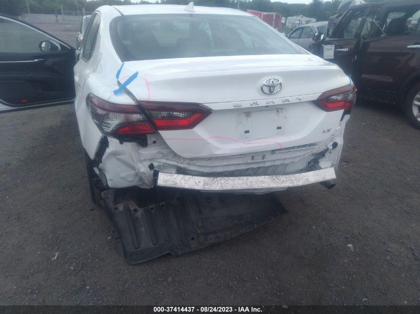 2022 TOYOTA CAMRY LE - 4T1C11AK2NU076816