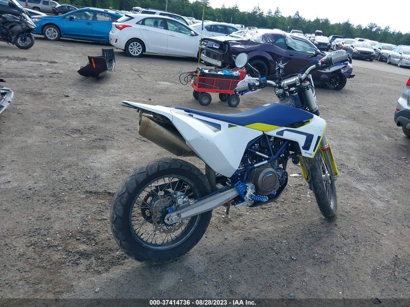 VIN VBKUEV409MM713602 2021 HUSQVARNA 701 ENDURO