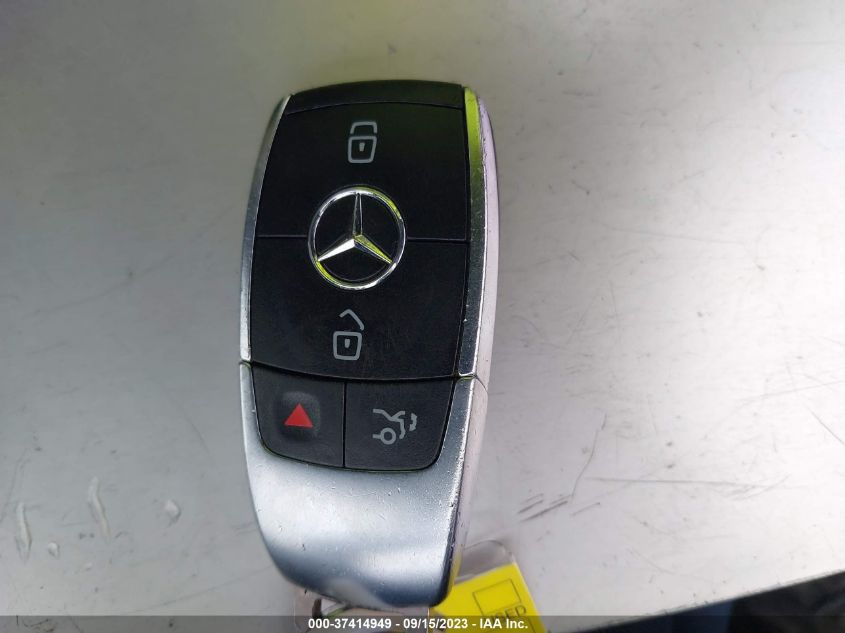 2020 MERCEDES-BENZ A-CLASS A 220 - W1K3G4EB0LJ238624