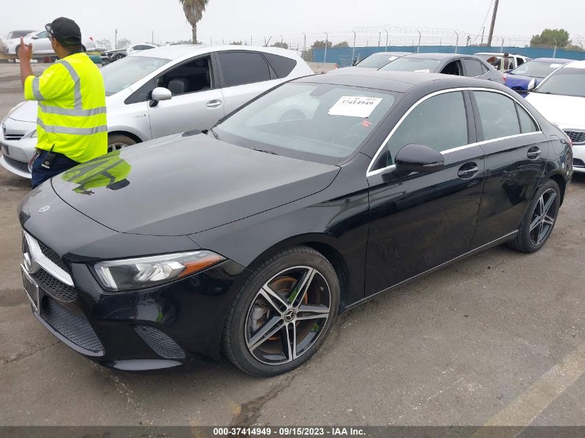 2020 MERCEDES-BENZ A-CLASS A 220 - W1K3G4EB0LJ238624