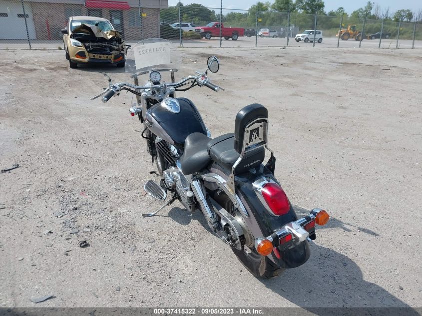 2000 HONDA VT750 CD2 - JH2RC4469YK301586