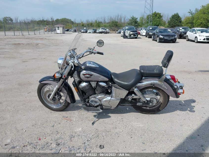 2000 HONDA VT750 CD2 - JH2RC4469YK301586