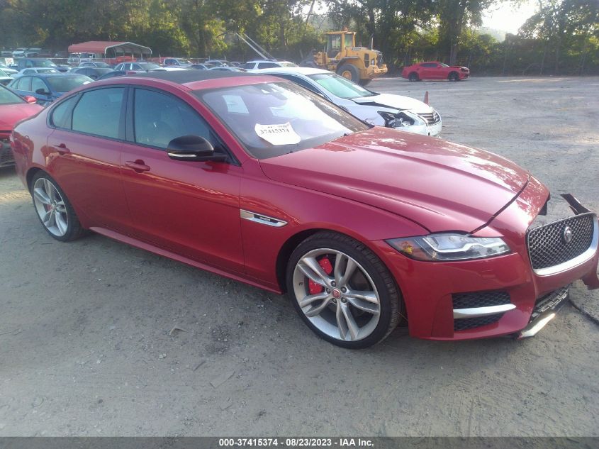 SAJBF4BV9HCY47618 JAGUAR XF 35T R-SPORT 2017