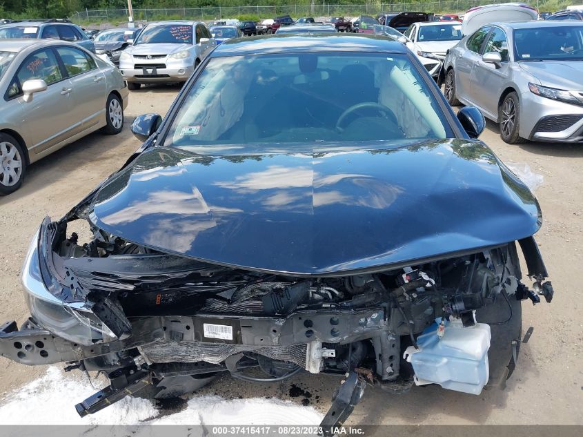 2018 CHEVROLET CRUZE LT - 1G1BE5SM2J7238182