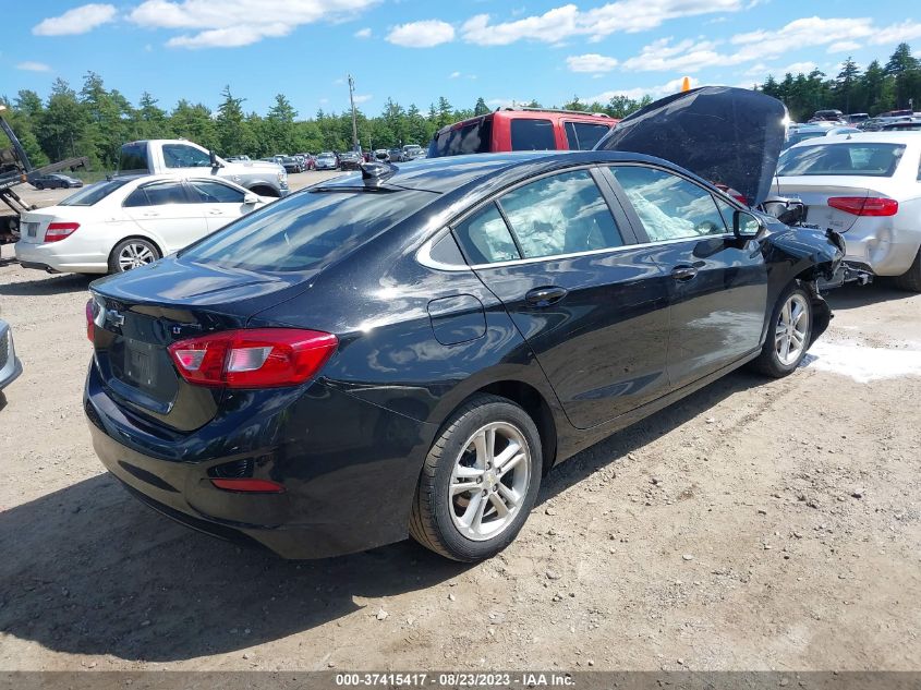 2018 CHEVROLET CRUZE LT - 1G1BE5SM2J7238182