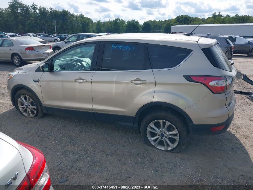 2017 FORD ESCAPE SE - 1FMCU9GDXHUA97884