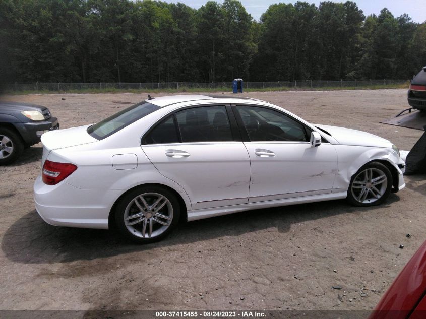 2014 MERCEDES-BENZ C-CLASS C 250 LUXURY - WDDGF4HB0EA949288