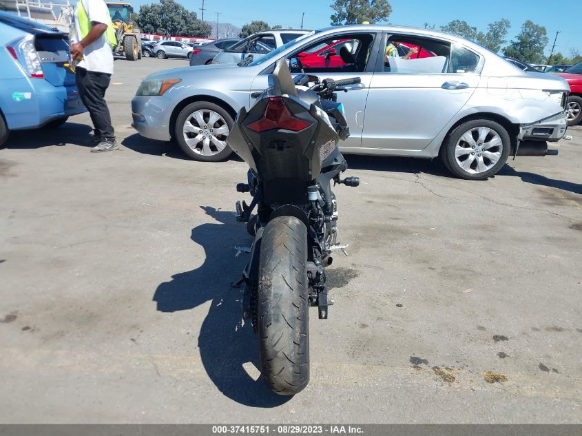 VIN JKAERKD11PDAR7347 2023 KAWASAKI ER400 D