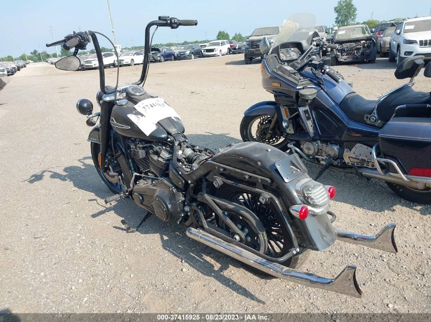 2019 HARLEY-DAVIDSON FLHCS 1HD1YBK26KB038040