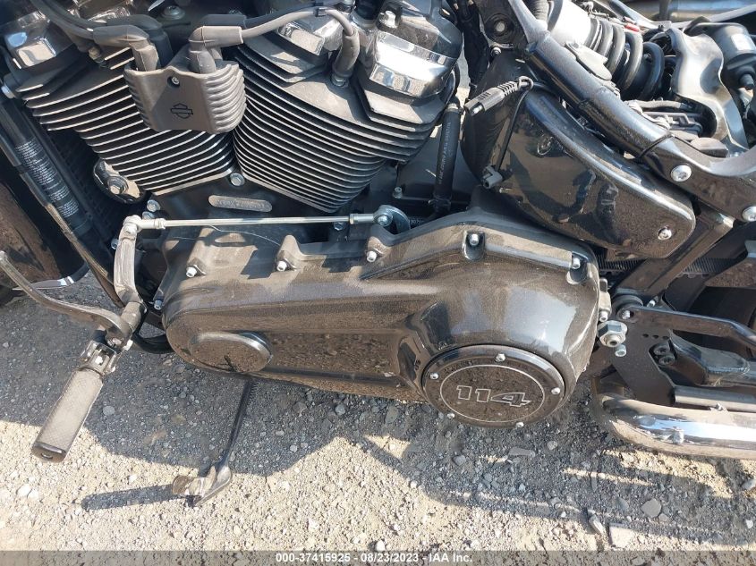 2019 HARLEY-DAVIDSON FLHCS 1HD1YBK26KB038040