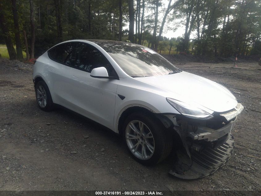 5YJYGDEE5MF174731 Tesla Model Y LONG RANGE