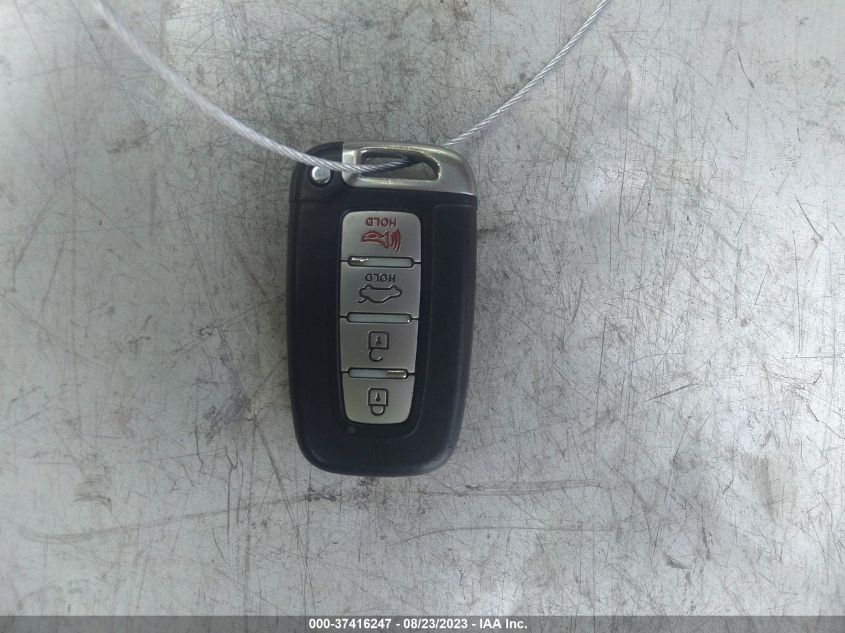 2015 HYUNDAI SONATA HYBRID LIMITED - KMHEC4A43FA120086