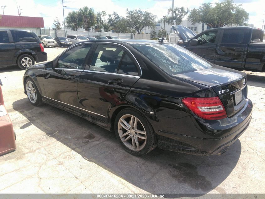 2013 MERCEDES-BENZ C 250 SPORT/LUXURY - WDDGF4HB8DR245906