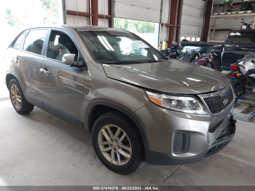 2015 KIA SORENTO LX - 5XYKT3A60FG630608