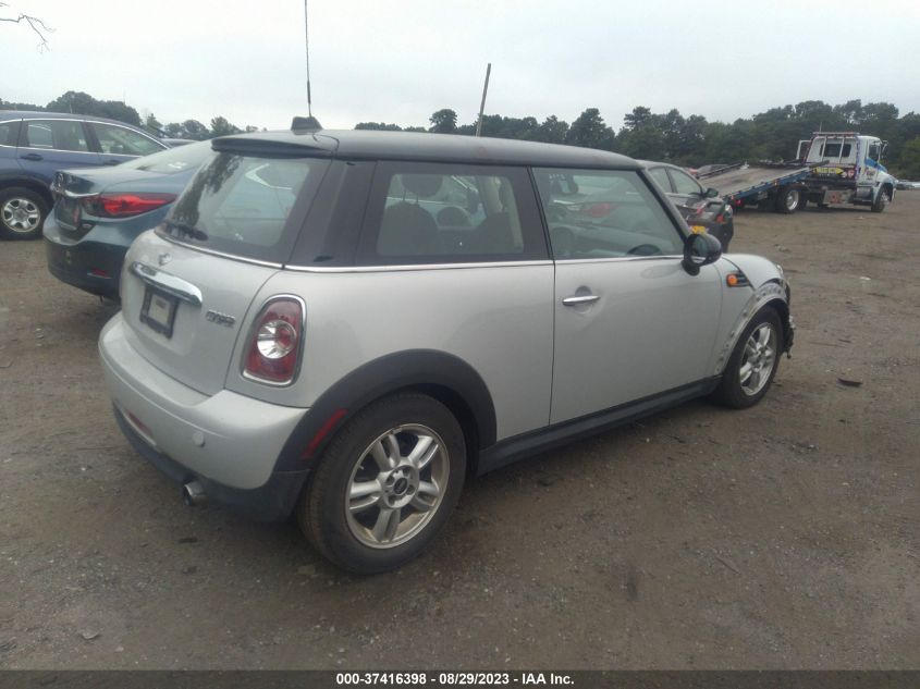 2013 MINI COOPER HARDTOP - WMWSU3C59DT544729