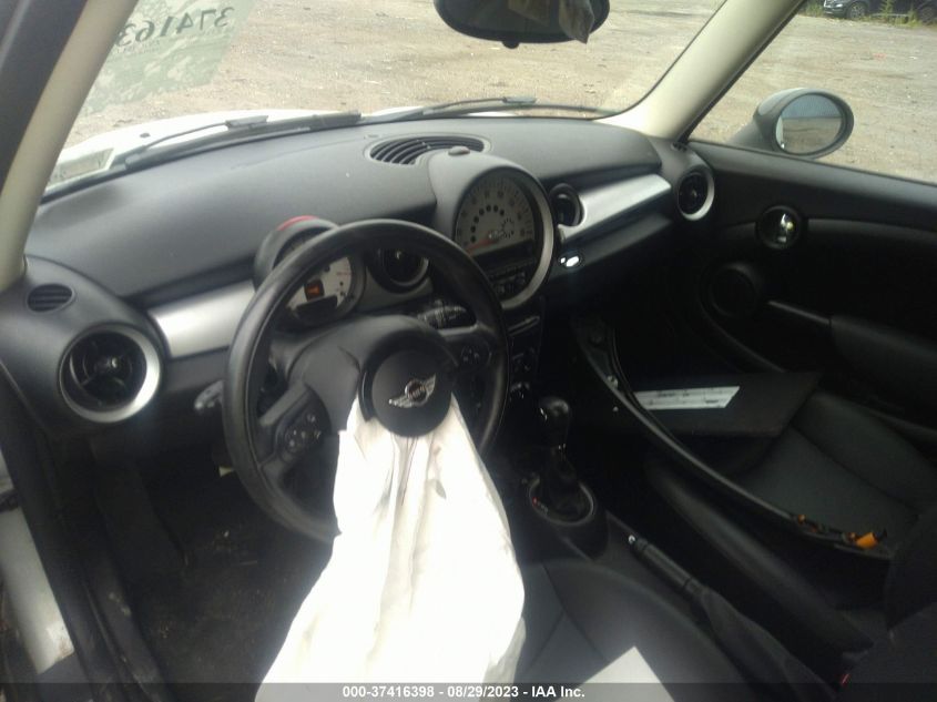 2013 MINI COOPER HARDTOP - WMWSU3C59DT544729