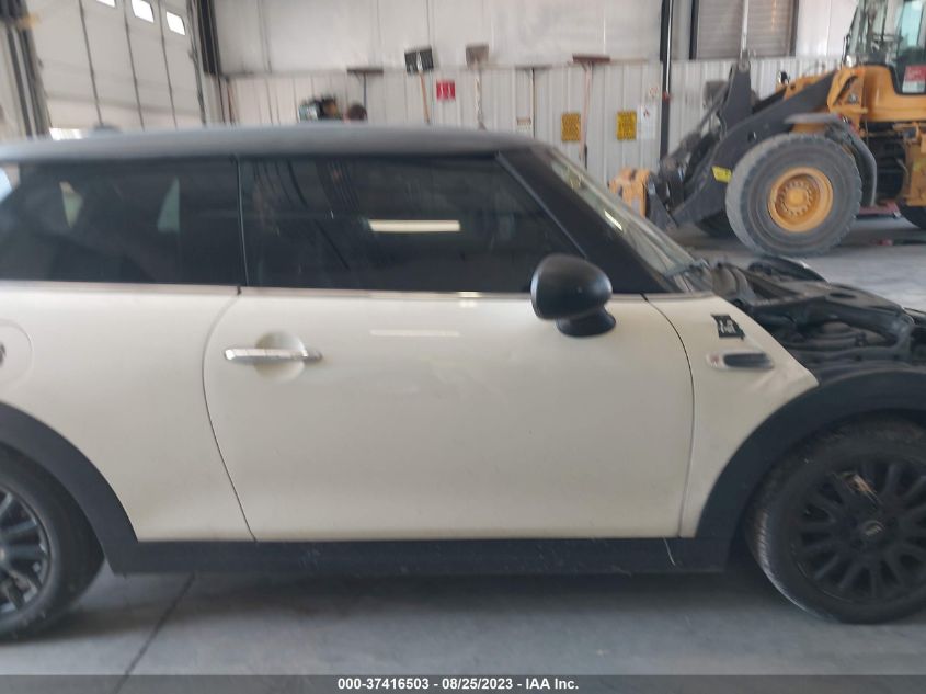 2018 MINI HARDTOP 2 DOOR COOPER/OXFORD EDITION WMWXP5C5XJ2G61930