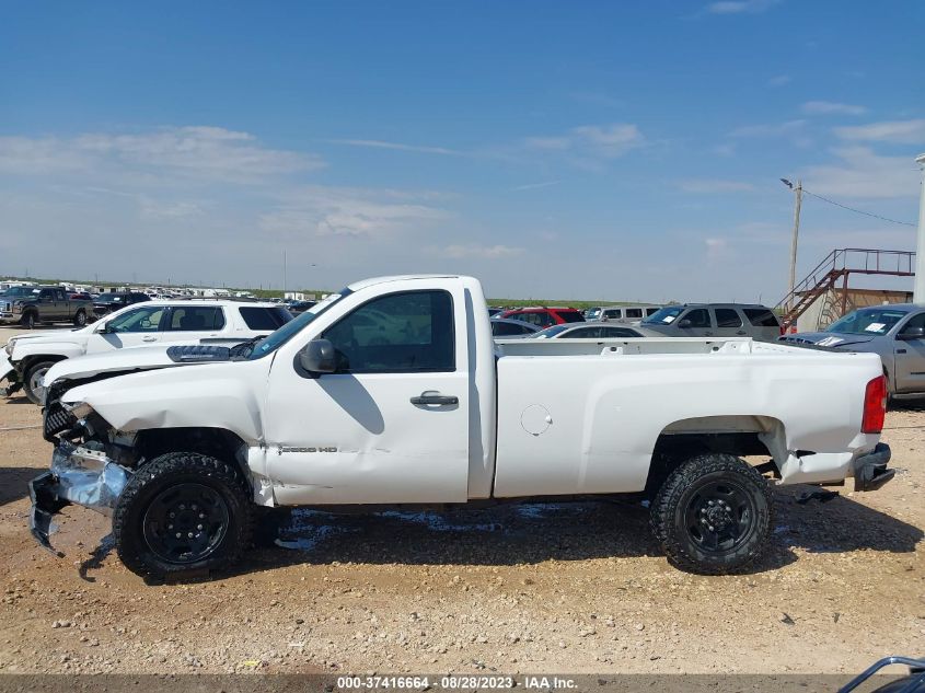 2013 CHEVROLET SILVERADO 2500HD WORK TRUCK - 1GC0CVCG4DF245545