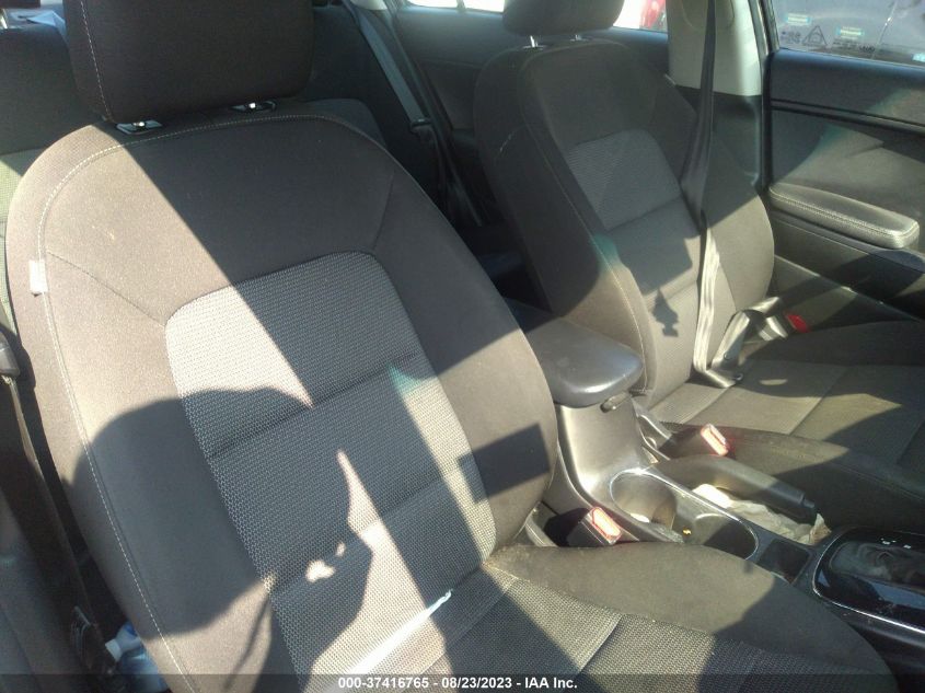 2017 KIA FORTE LX - 3KPFK4A72HE105200