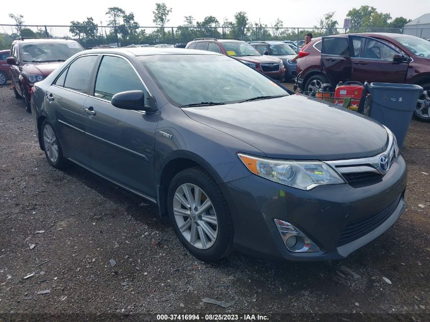 2014 TOYOTA CAMRY HYBRID LE/XLE/SE LIMITED EDITION - 4T1BD1FK1EU113446