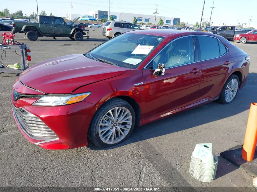 2020 TOYOTA CAMRY HYBRID XLE - 4T1F31AK7LU544639