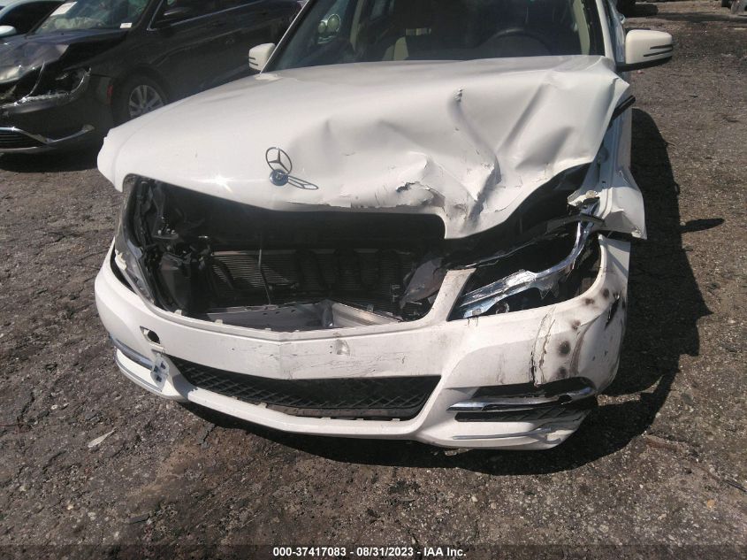 2013 MERCEDES-BENZ C 300 4MATIC - WDDGF8AD0DR288976